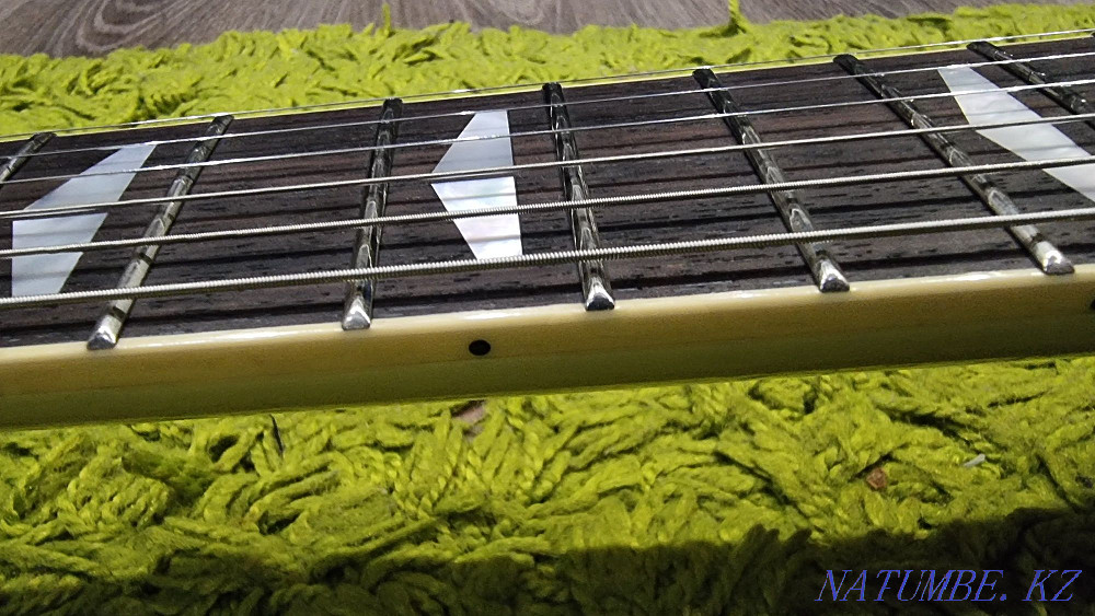 Электр гитара Yamaha SG-1820.  Алматы - изображение 3