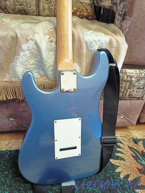 Электрогитара продам Караганда - изображение 5