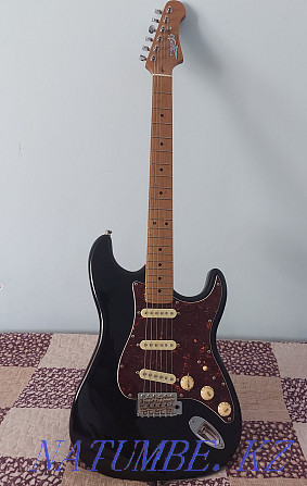 Almost new electric guitar for sale, sounds good for the price Almaty - photo 1