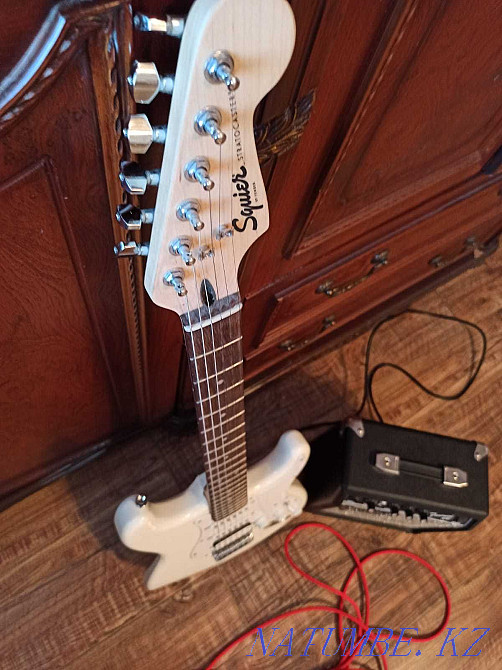 Электрогитара+ комбоусилитель для электрогитары Астана - изображение 3