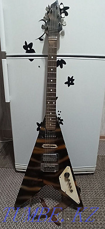 Электр гитарасын сатыңыз немесе сатыңыз  Петропавл - изображение 2