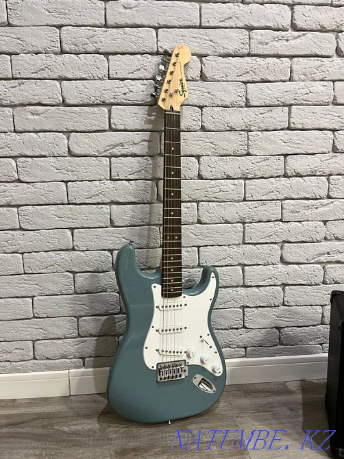 Squier Stratocaster Fender электрогитарасы  Астана - изображение 6