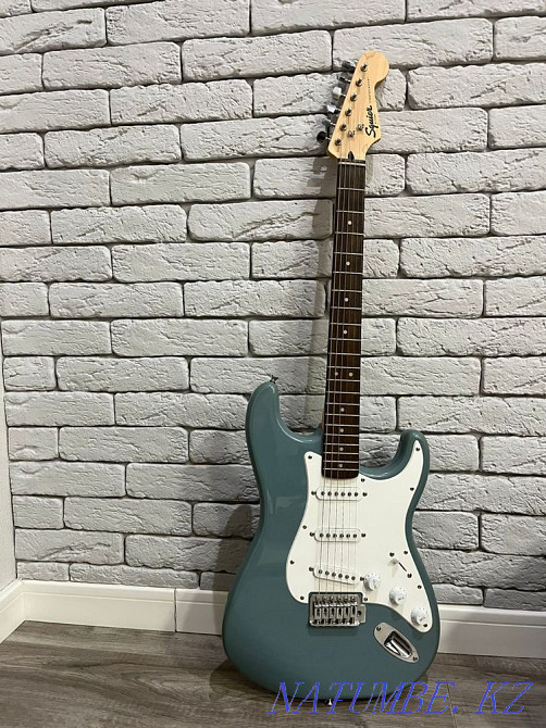 Squier Stratocaster Fender электрогитарасы  Астана - изображение 5