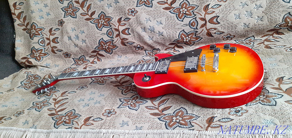 Продам новую электро гитару Лес пол Павлодар - изображение 7