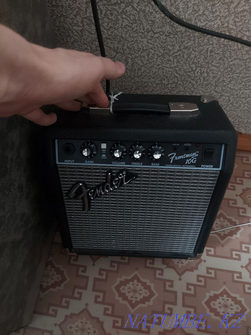 Электрогитара и комбик Павлодар - изображение 6