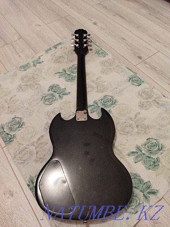 Электро гитара Epiphone SG Алматы - изображение 4