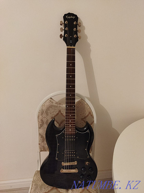 Электро гитара Epiphone SG Алматы - изображение 1