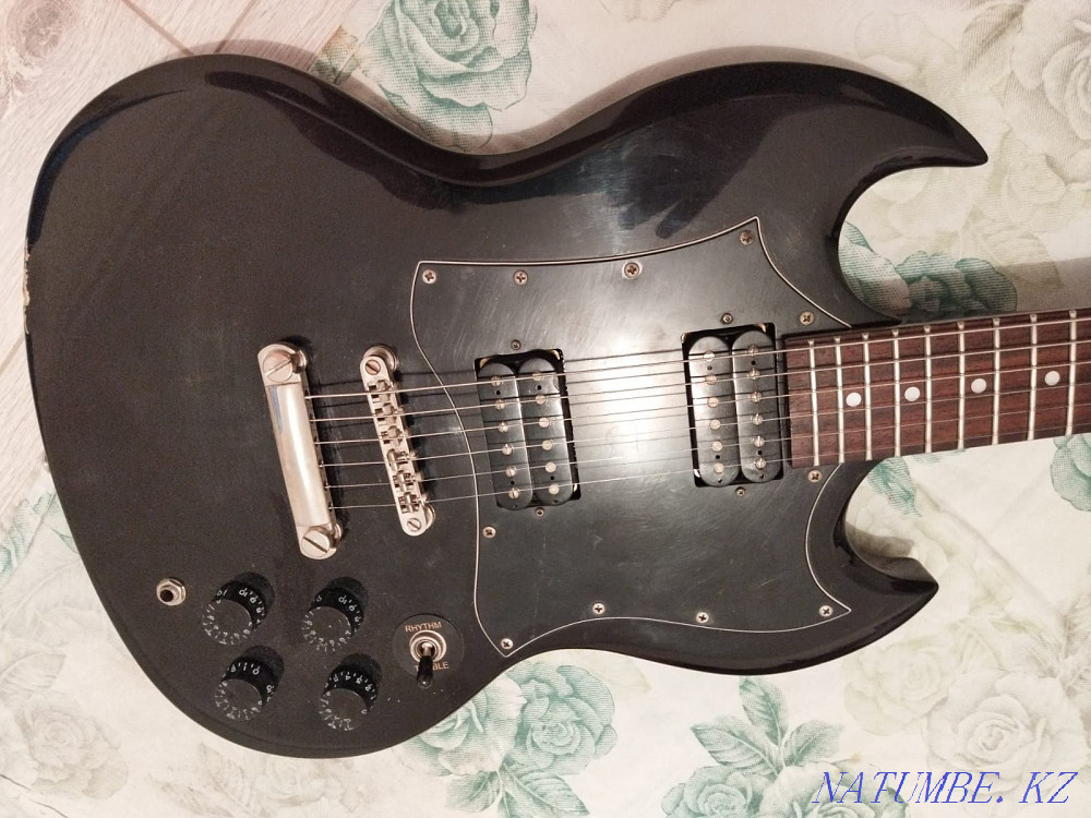 Электро гитара Epiphone SG Алматы - изображение 3
