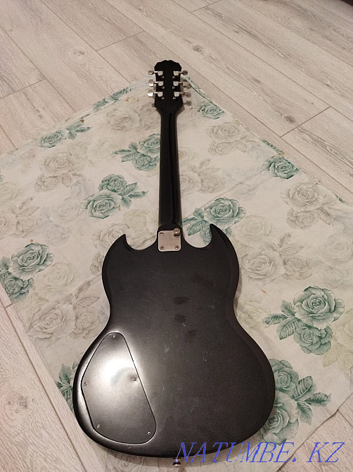 Электро гитара Epiphone SG Алматы - изображение 4