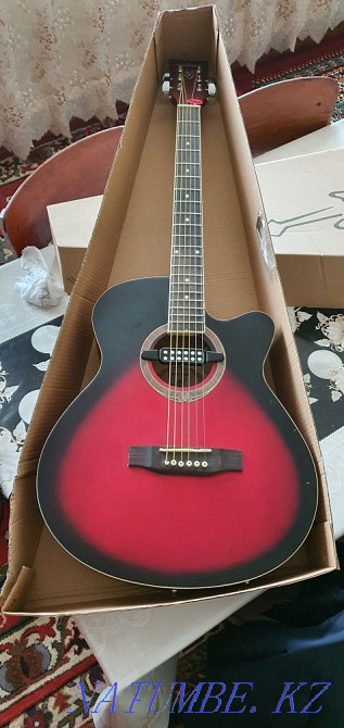 Акустикалық және электрлік акустикалық гитаралар сатылады  - изображение 4
