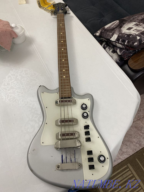 Электрогитара Шымкент - изображение 1