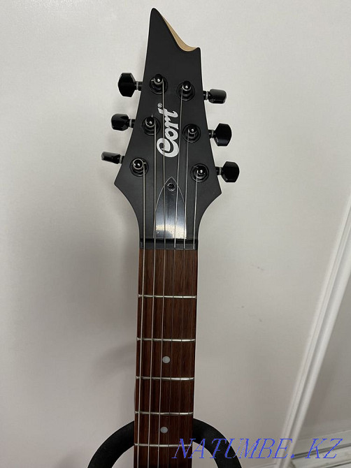 Электрогитара Алматы - изображение 3