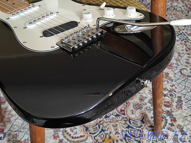 Behringer Stratocaster электрогитарасы  Тараз  - изображение 6