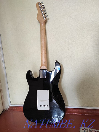 Behringer Stratocaster электрогитарасы  Тараз  - изображение 4