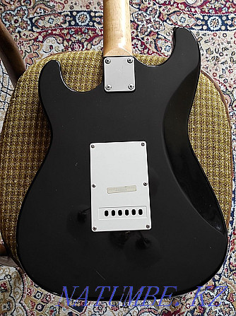 Behringer Stratocaster электрогитарасы  Тараз  - изображение 2