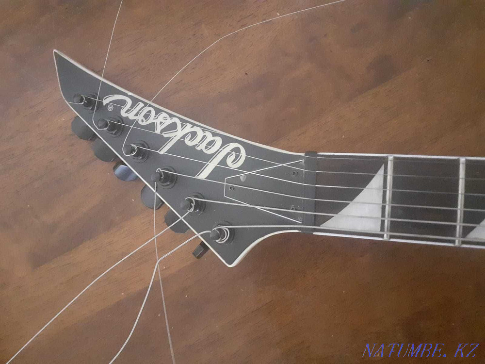 электр гитара Джексон + комбо корт  Астана - изображение 3