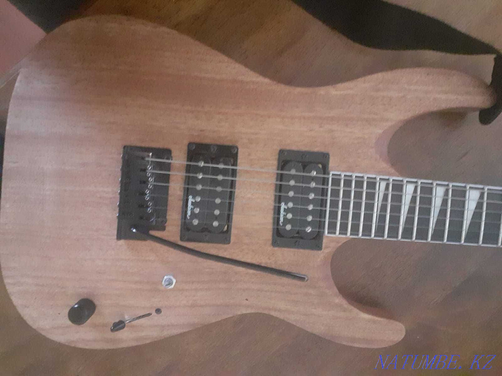 электр гитара Джексон + комбо корт  Астана - изображение 2