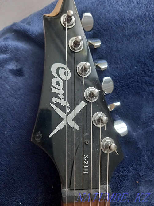 Электрогитара Cort для левшей Алматы - изображение 4