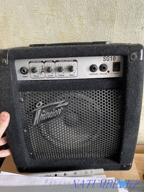 Электро гитара с усилителем Алматы - изображение 2