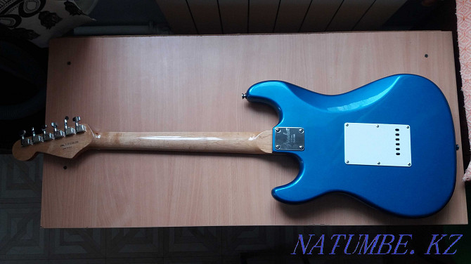 Электр гитара Fender STRATOCASTER  Атырау - изображение 2