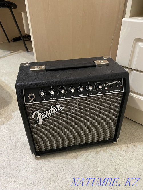 Комбоусилитель Fender Champion 20 Астана - изображение 1