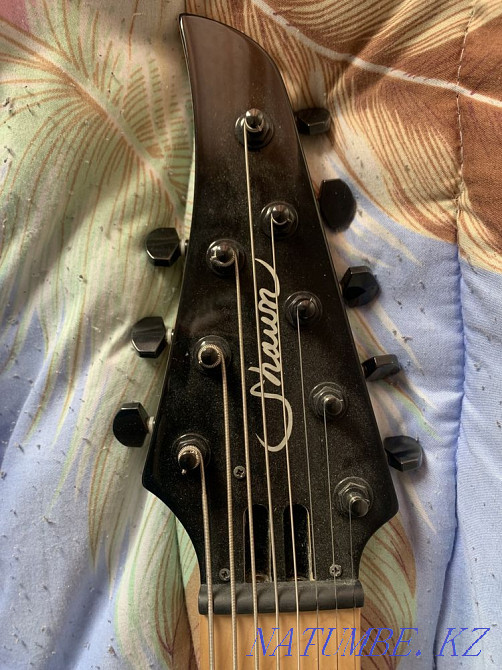 8 струнная электрогитара Алматы - изображение 3