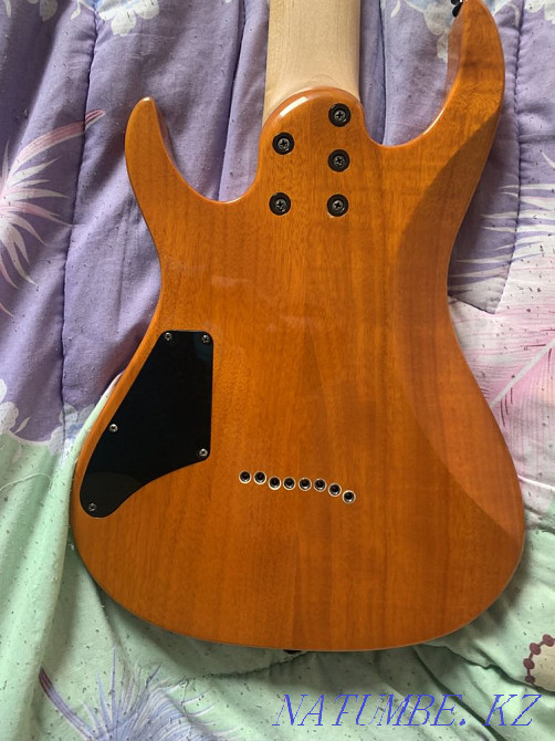 8 струнная электрогитара Алматы - изображение 4
