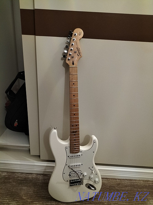 Электрогитара squier Астана - изображение 1