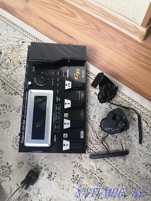 Гитарный синтезатор Roland GR-55 Актау - изображение 2