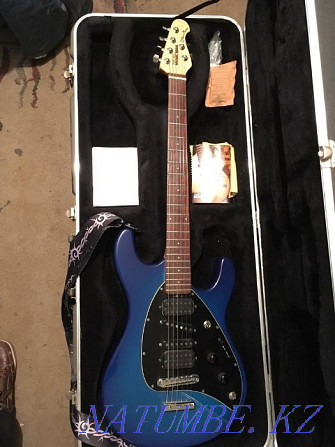 Ernie Ball Music Man Steve Morse Signature Electric Guitar Blue Burst Алматы - изображение 1