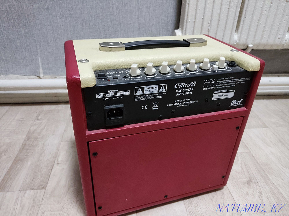 Гитара и Комбоусилитель cort продам срочно Алматы - изображение 6