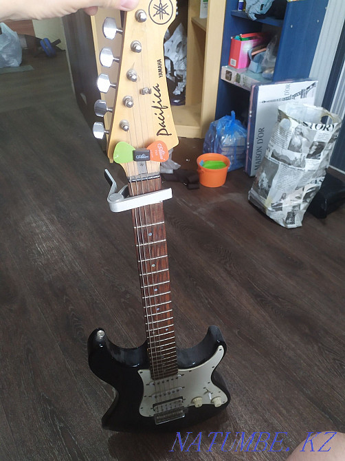 Yamaha electric guitar Karagandy - photo 2