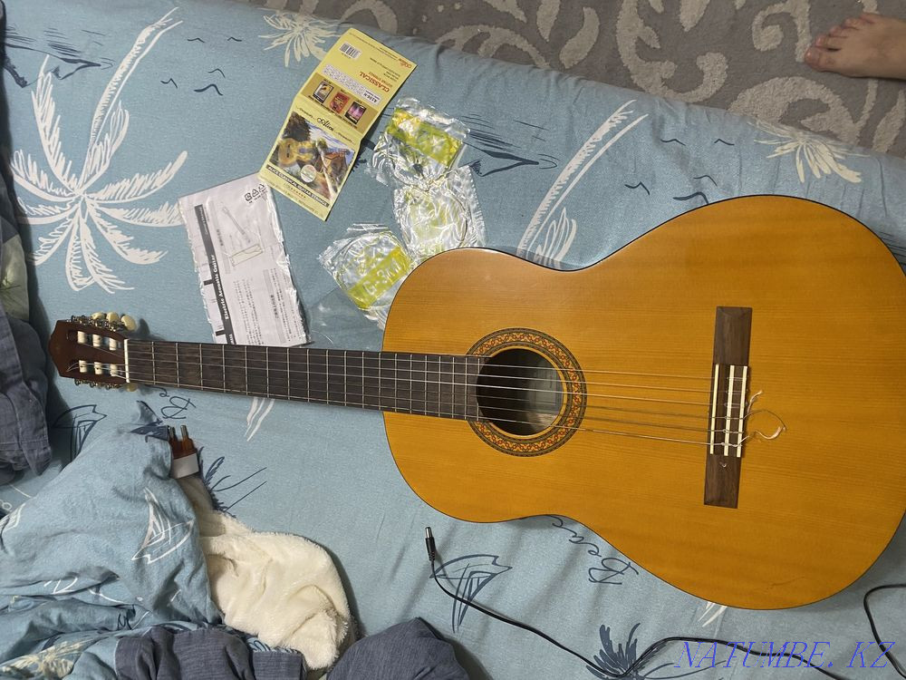 Guitar Yamaha CX 40 Almaty - photo 1