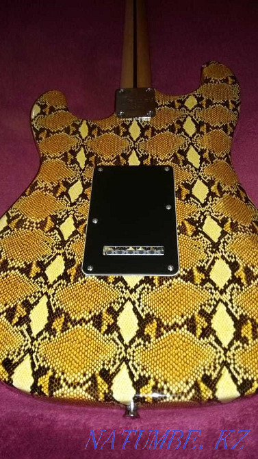 Электрогитара Fender Strat Астана - изображение 3