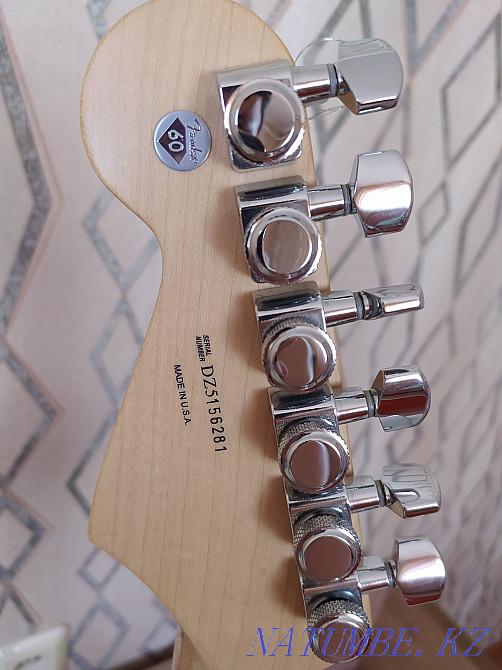 Fender American Deluxe Stratocaster Семей - изображение 2