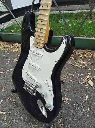 Squier Stratocaster Караганда