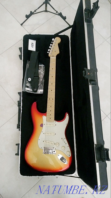 Fender Stratocaster American Deluxe  - photo 1