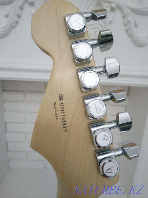 Fender Stratocaster American Deluxe  - photo 2
