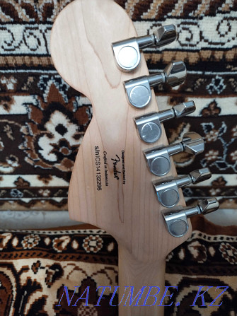 Электрогитара Fender Sguier Атырау - изображение 5