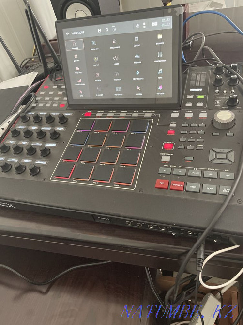 Akai MPCX Sampler Almaty - photo 2