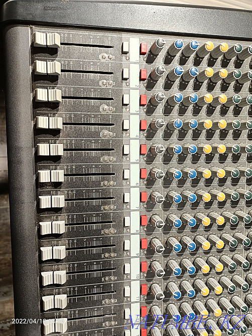 Dynacord mixing console  - photo 5
