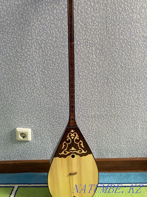 Мен домбыра сатамын  Астана - изображение 1