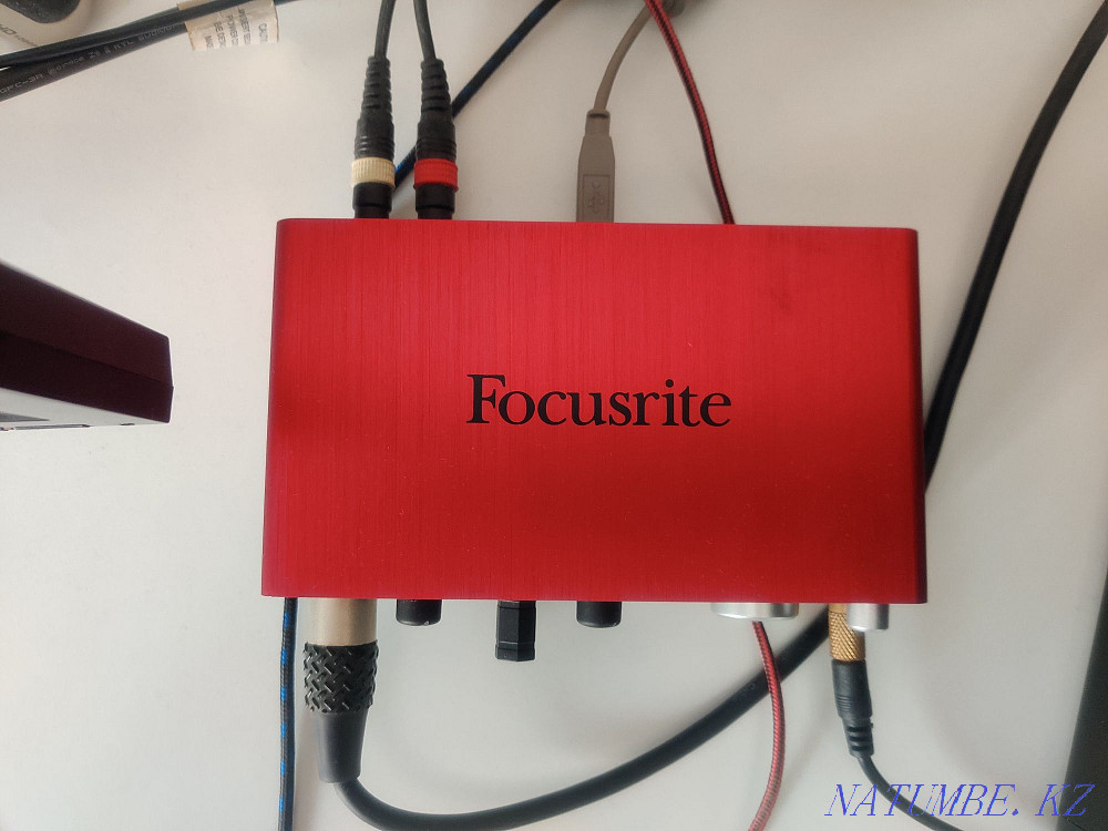 Конденсаторный микрофон, звуковая карта Каскелен - изображение 1