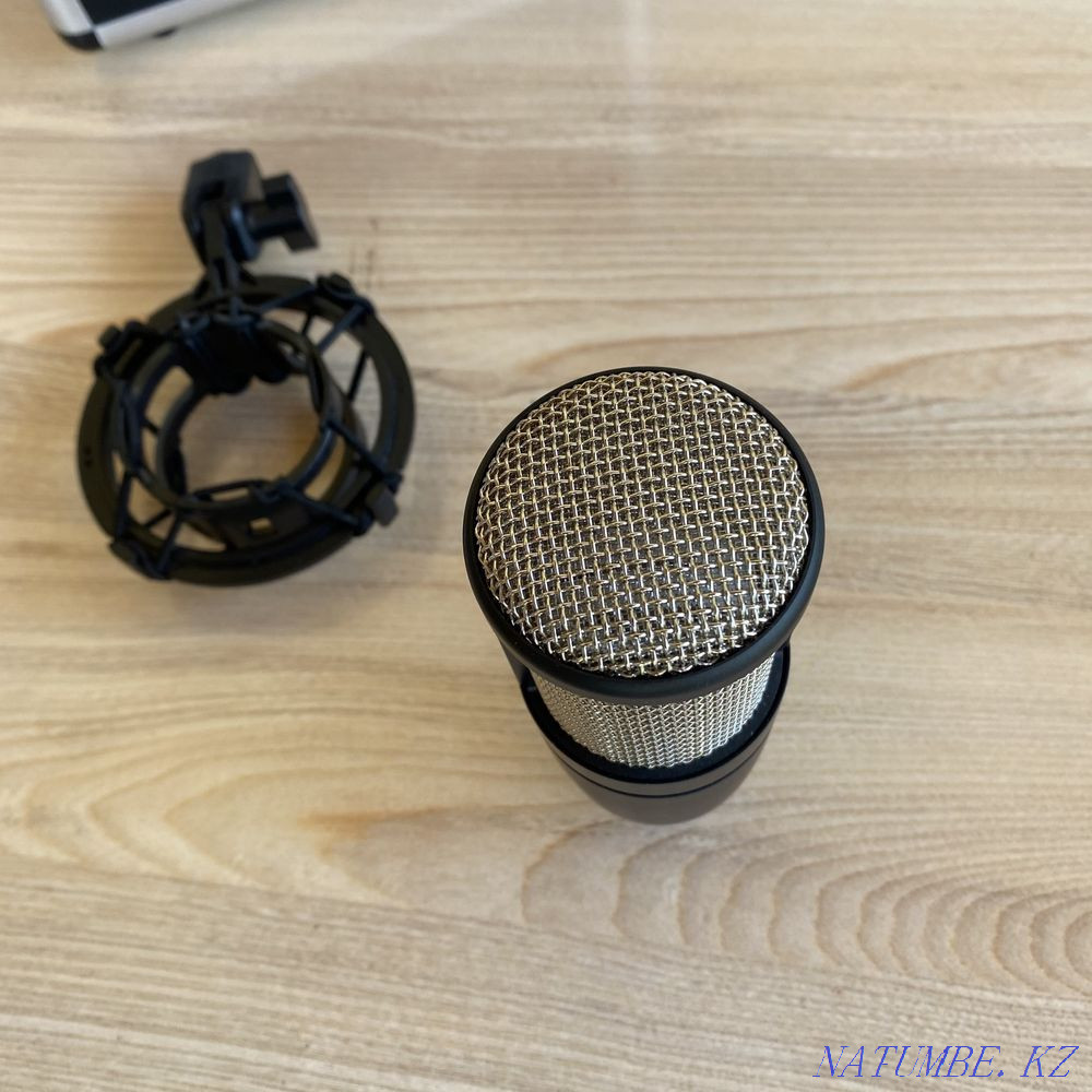 Akg p220 студийный микрофон Шымкент - изображение 4