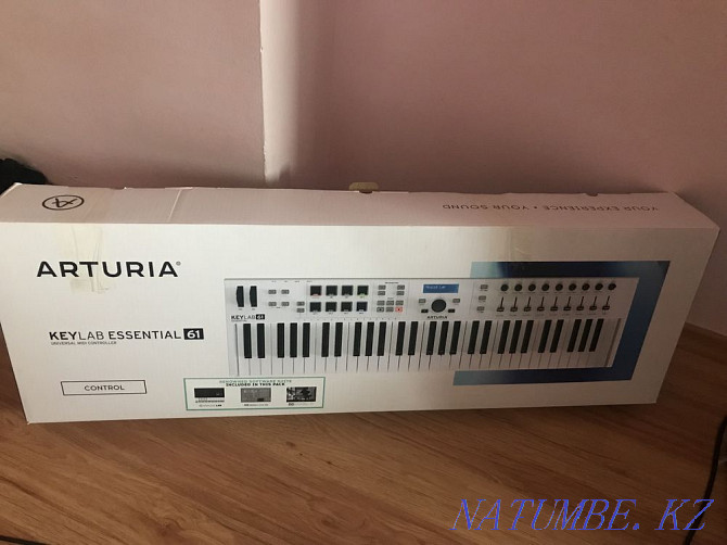 Midi клавиатура arturia keylab essential 61 Астана - изображение 1