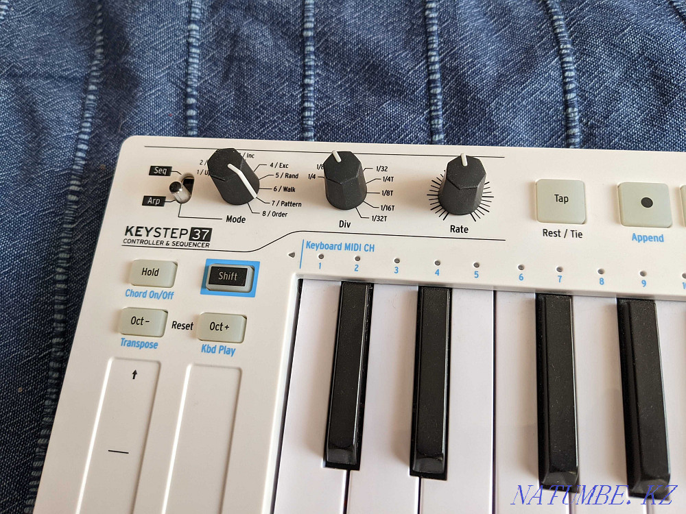 Midi пернетақтасы Arturia KeyStep 37  Астана - изображение 3