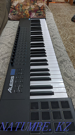 Миди клавиатура Alesis VI61 Алматы - изображение 2