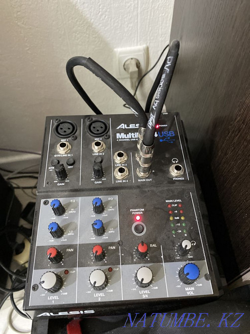 Alesis Multimix 4 USB, араластырғыш  Астана - изображение 1