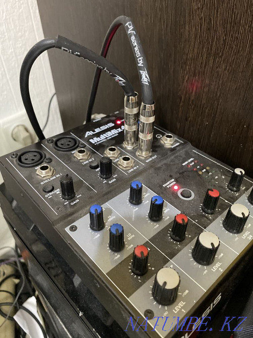 Alesis Multimix 4 USB, араластырғыш  Астана - изображение 2