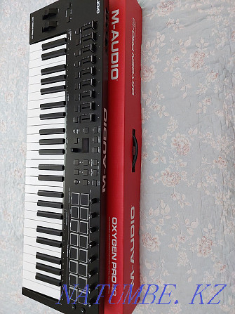 MIDI keyboard m-audio oxygen pro 49  - photo 2